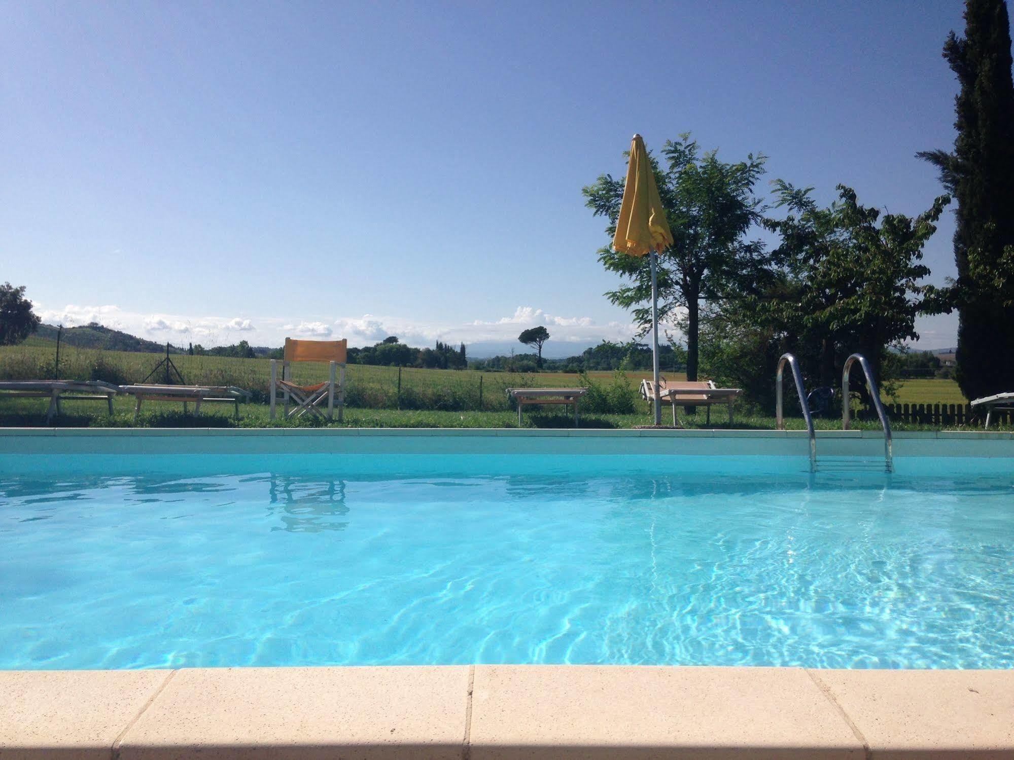 Villa San Fabiano With Heated Pool Monteroni d'Arbia Eksteriør billede